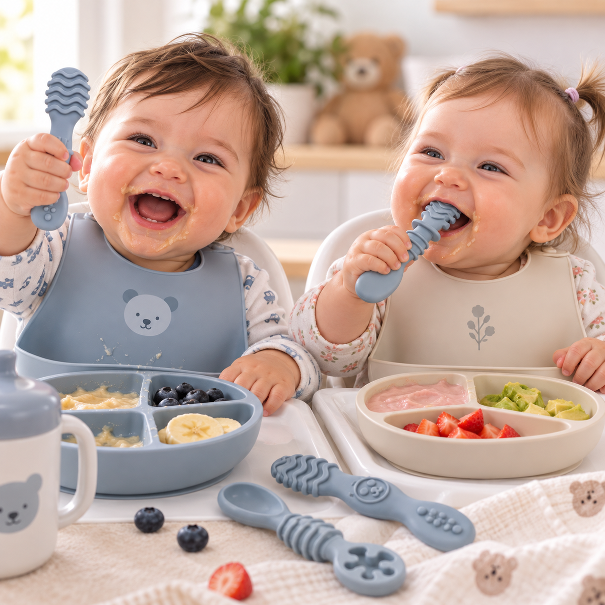 Cuillere bebe pour un repas heureux